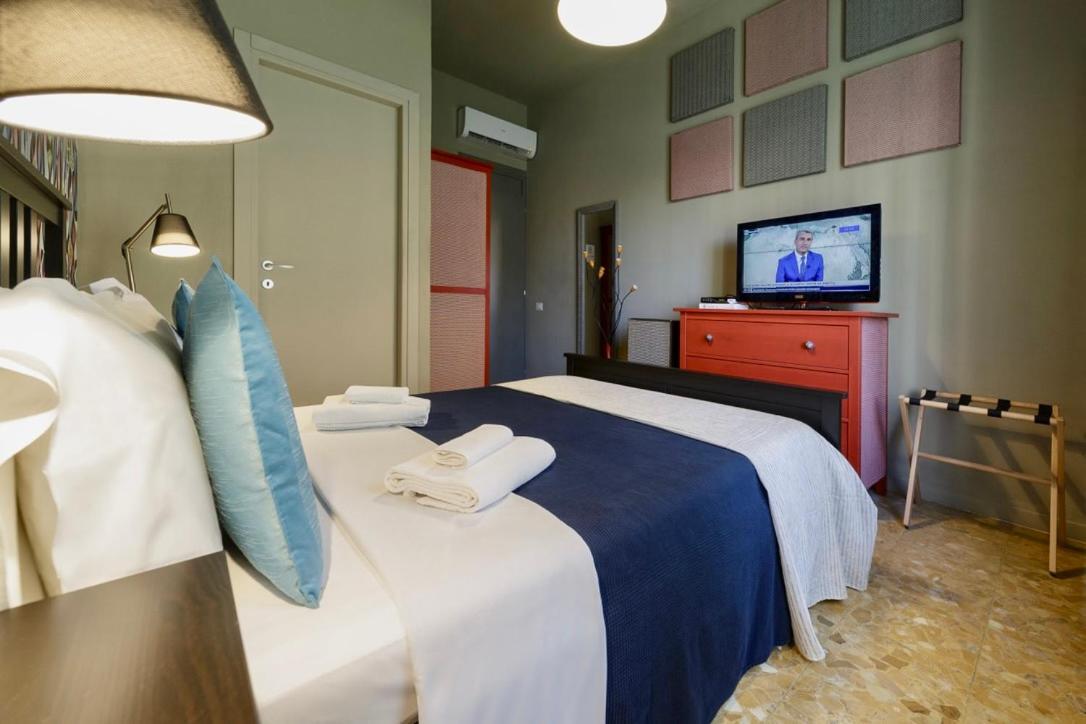 Budget Rooms Sonnino 37 卡利亚里 外观 照片