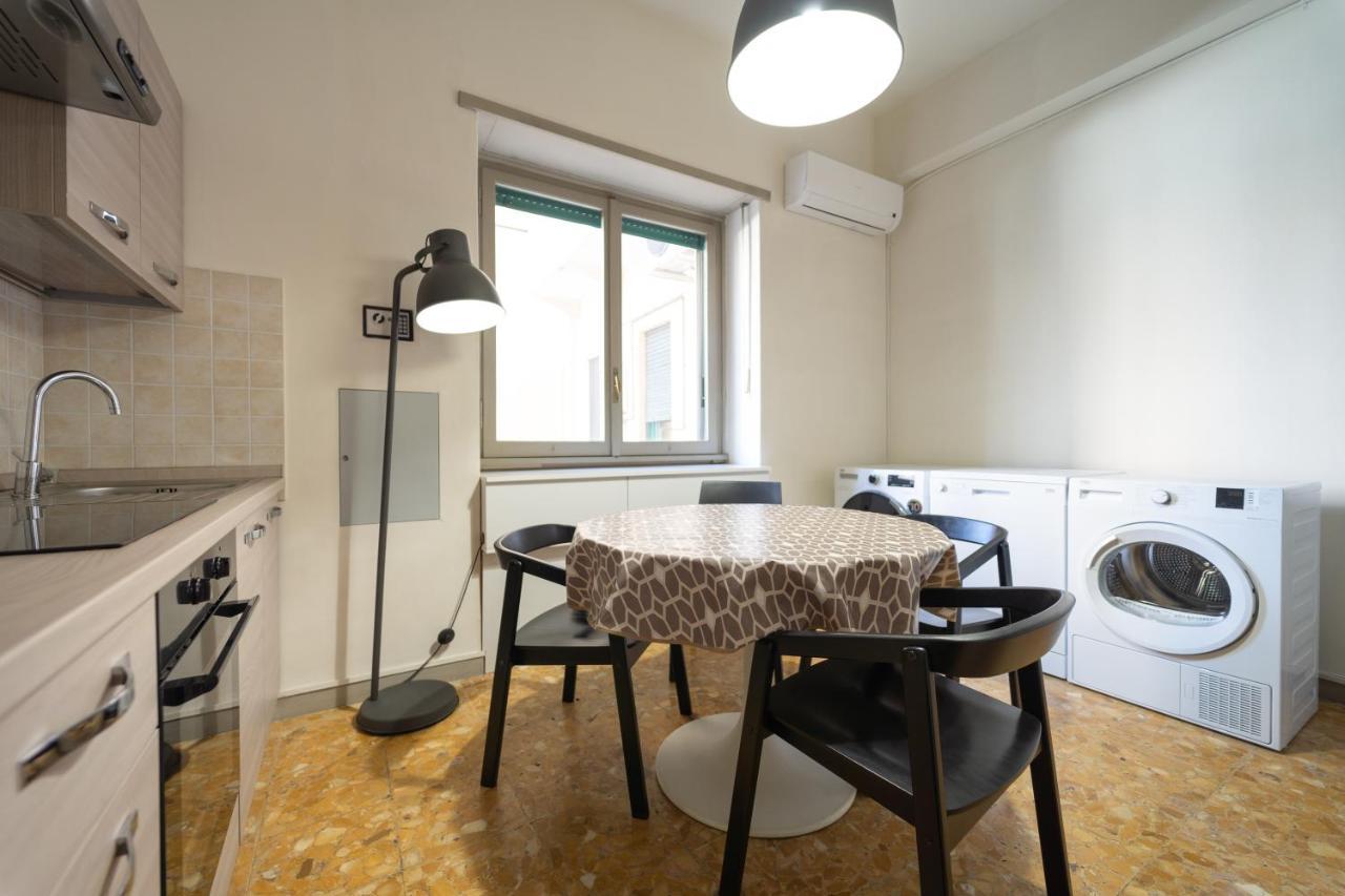 Budget Rooms Sonnino 37 卡利亚里 外观 照片