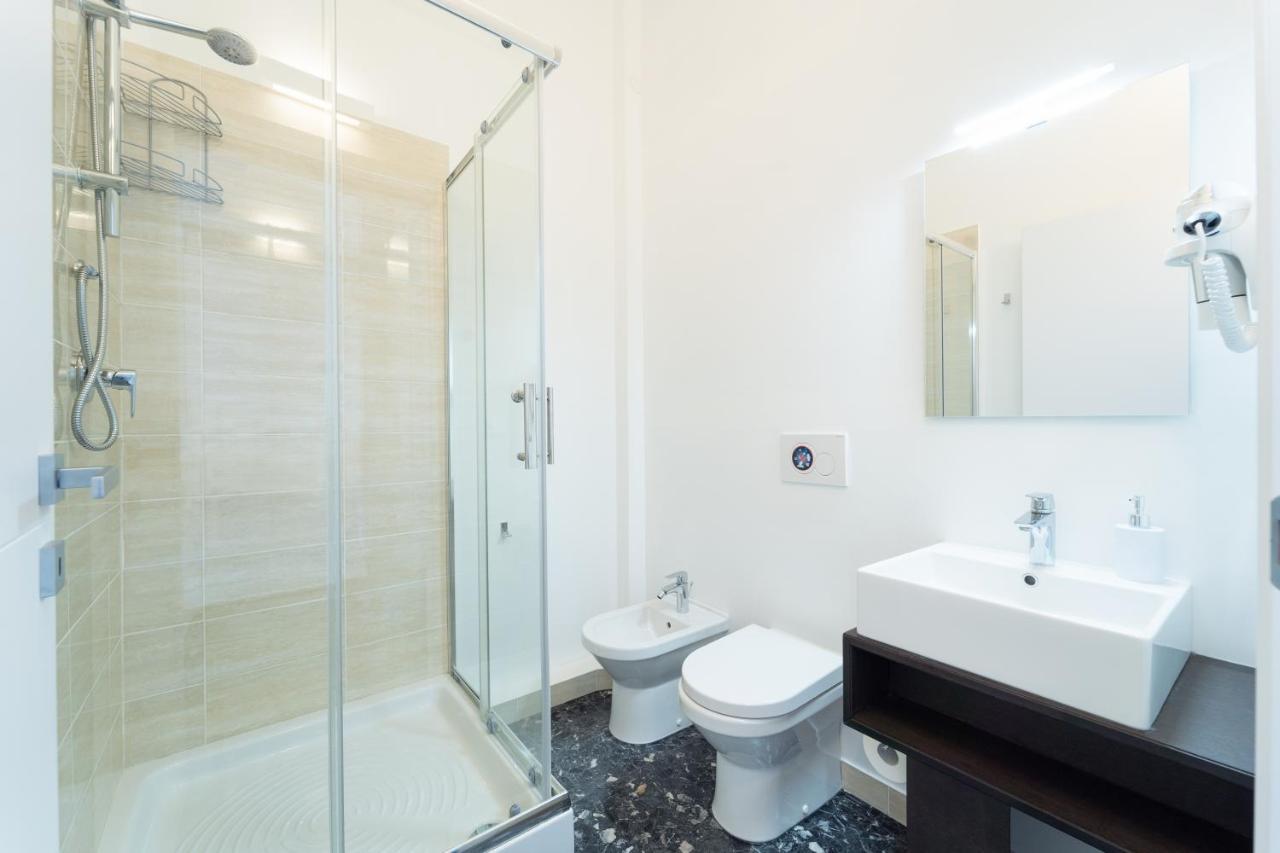 Budget Rooms Sonnino 37 卡利亚里 外观 照片