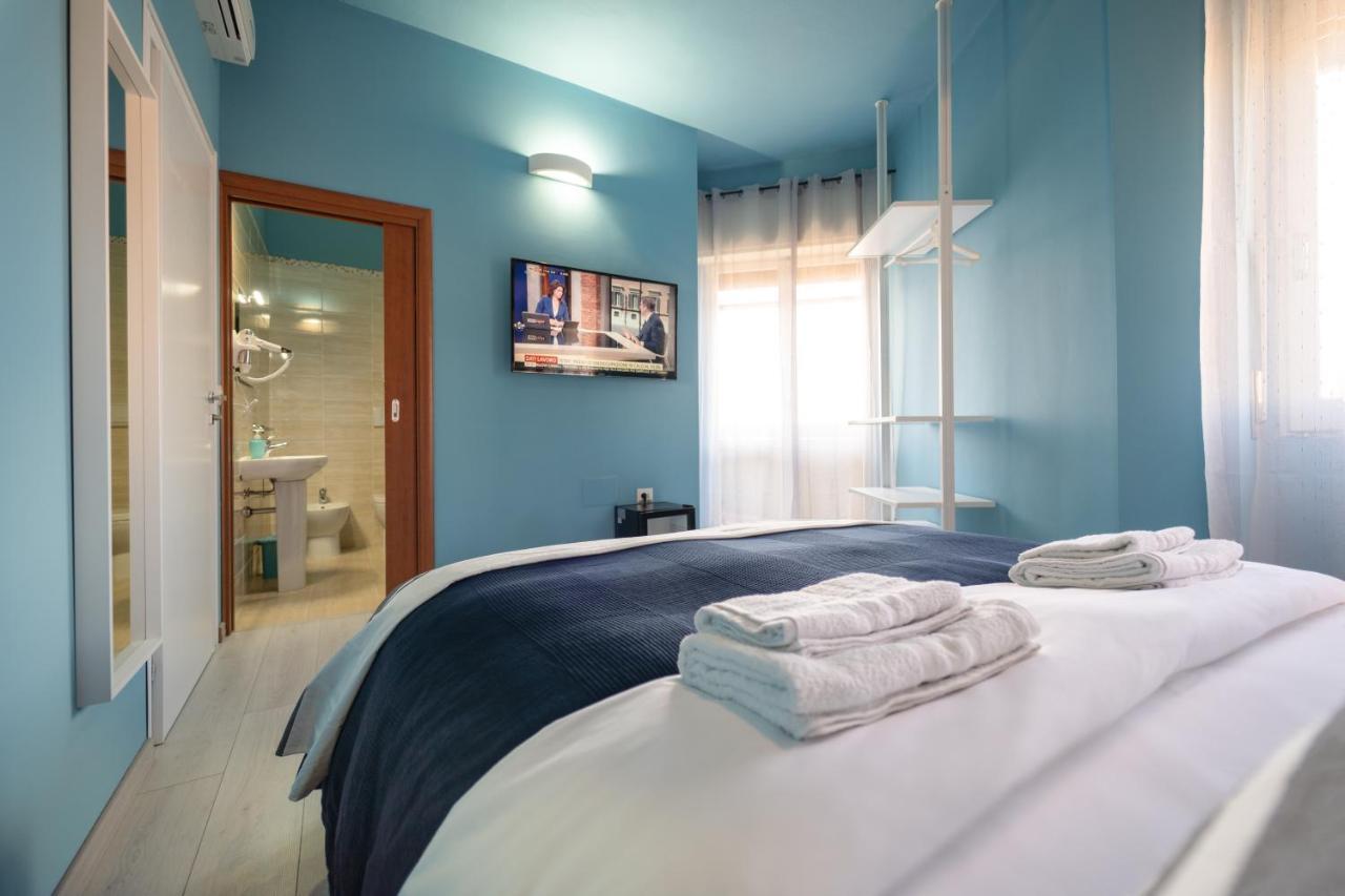 Budget Rooms Sonnino 37 卡利亚里 外观 照片